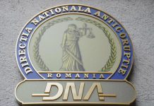 Primar și secretar trimiși în judecată de DNA Brașov pentru fapte săvârșite în perioada 2017-2019. Prejudiciul este de 1.231.444,96 lei