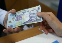 Mulți polițiști au dat mită pentru a obține diplome la o facultate de drept. 13 persoane printre care un profesor universitar sunt trimise în judecată