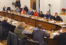 Este pe țeavă încă un împrumut pentru Făgăraș, 42 milioane de lei. S-a ales praful de proiectele europene, primarul PSD le platește din taxele făgărășenilor. Ce spune opoziția din Legislativ