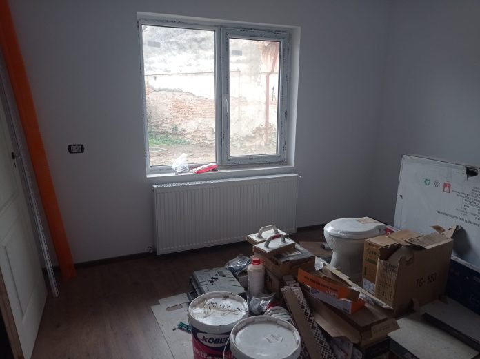 805db556-47e2-41bf-a5b2-85c2bc3a8b45