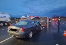 Grav accident rutier pe DN1, la Veștem, cu 12 persoane implicate. A fost activat Planul Roșu