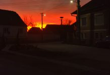 Foto. Asfințit la Rucăr. Soarele a oferit un frumos spectacol