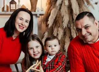 Turneu de fotbal în memoria micuțului Alexandru Ganea. ,,Te vom iubi mereu îngeraș!“. Sala de sport a CN ,,Radu Negru“ vineri, 12 decembrie, ora 16.00. Intrarea liberă