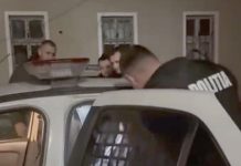 Video. Bătaie într-o benzinărie din Făgăraș. Trei bărbați au fost reținuți de polițiștii care au intervenit în forță. Scandalagii sunt în arest