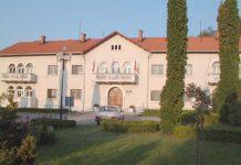 Primăria Victoria distribuie apă îmbuteliată cetățenilor, de la sediul Primăriei. Vedeți care este programul