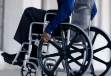 Au fost plătite drepturile persoanelor cu dizabilități. În județul Brașov sunt 38.35 beneficiari