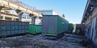 Video și Foto. ,,Legea gunoaielor“ pe platforma UPRUC cu Predescu, ,,baronul“ reciclării. Hale de producție transformate în depozite de gunoaie cu acordul autorităților de Mediu. Ingredientele afacerii cu gunoaie: mirosuri, șobolani, un focar de infecție