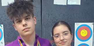 Foto. Sportivii de la clubul sportiv 4Archery Făgăraș, aur la Campionatul național de tir cu arcul. Frații Ana și Andrei Dungu, cei mai buni din țară