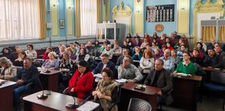 Prefectul Mihai Văsii i-a convocat pe secretarii generali din primăriile din județ. Printre temele analizate au fost obligațiile secretarilor și legile funciare