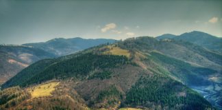 Harta. Cetățenii din Sâmbăta de Sus își pot ridica titlurile deproprietate de la sediul Primăriei. Vezi ce zone ale comunei acoperă aceste acte de proprietate