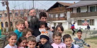 Donații și sprijin pentru copiii abandonați la Centrul de la Valea Plopului. Vezi cum te poți implica