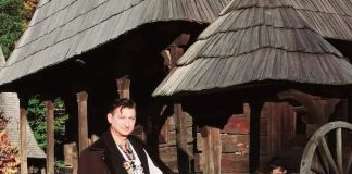 Lansare de carte. În lucrarea ,,Teatrul în muzică și muzica în teatru” prof. Nicolae Poșta oferă o incursiune istorică și științifică în lumea muzicii și a teatrului