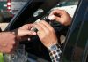Fără permis de conducere și alcoolemie 0,88, un bărbat a produs un accident rutier pe DJ 105 A, în zona Jibert. Bărbatul a fost reținut
