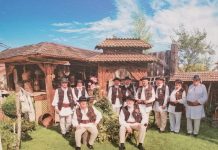 Foto. Expoziție la Muzeul Țării Făgărașului. ,,Comoara de acasă“, port popular din zona Codlea