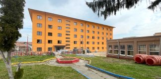 Clădirea din Codlea a DGASPC, în șantier. Lucrările au fost executate în proporție de 75%. Proiectul CJ Brașov este în valoare de peste 17,8 milioane de lei