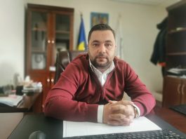 Foto. Primarul Emil Morar: ,,Peisajul e dezolant acum, dar va fi refăcută zona dintre drum și vale și vom planta arbori“. Modernizarea Văii Mândra, proiect al Primăriei în derulare