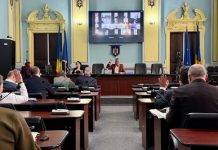 La pomul lăudat. Ce sume primesc primăriile de la CJ Brașov din cota de 6% din impozitul pe venit. Comuna Drăguș primește cei mai mulți bani dintre UAT-urile făgărășene
