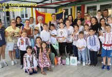 Foto și VIDEO. Copiii de la Cursul de Limbă, Cultură și Civilizație Românească sărbătoresc Ziua de 1 Iunie prin educație și tradiție, coordonați de prof. Angela Nicoară