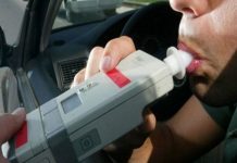 La volan sub influența alcoolului. În Făgăraș, un bărbat avea alcoolemia 0,41, iar un șofer din Brașov, 1,68 alcoolemie