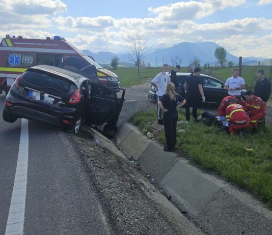 Accident rutier grav între Râșnov și Tohanu Nou. Victimele primesc îngrijiri medicale