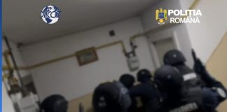 Video. Doi traficanți de droguri au fost arestați preventiv de DIICOT Brașov. Comercializau canabis și în Galați