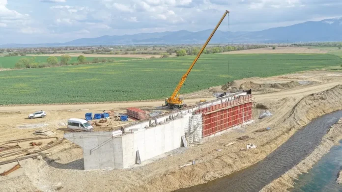 https___www.economedia.ro__wp-content_uploads_2026_06_Autostrada-Sibiu-Fagaras-A13-iunie-2026-22
