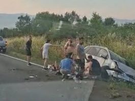 Accident cu șase victime pe DN 1, între Veștem și Sibiu. Patru copii au ajuns la spital. Victimele erau din județul Brașov